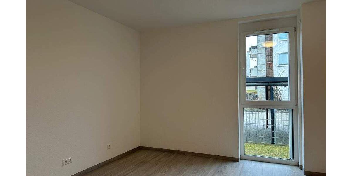 Etagenwohnung Blumberg - 3 Zimmer, 122 m&sup2;, 384.300&euro; | Angebot:25797396