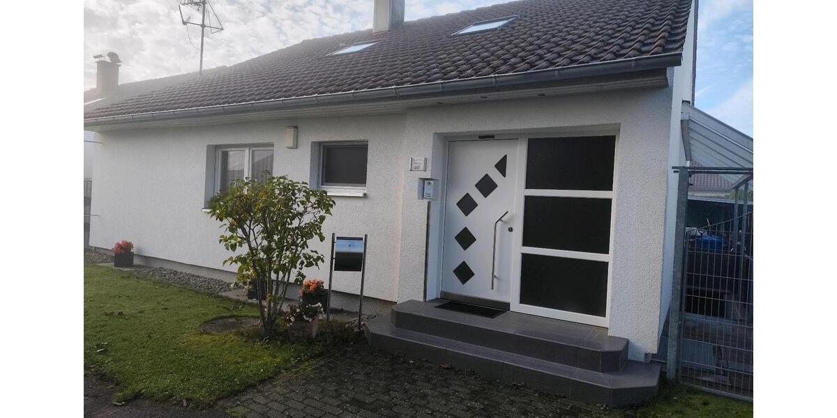 Einfamilienhaus Oberndorf am Neckar - 7 Zimmer, 146 m&sup2;, 460.000&euro; | Angebot:25795878