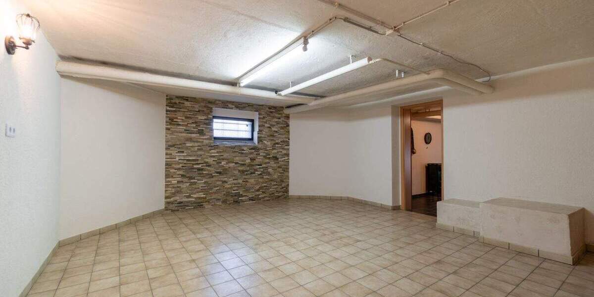 Gewerbeobjekt Villingen-Schwenningen Schwenningen - 217.000&euro; | Angebot:25695903