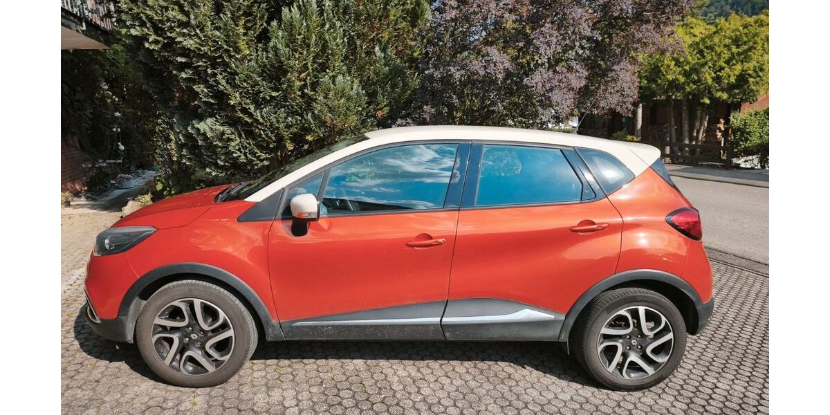 Renault Captur 101.000 km 5.900 &euro; Tuttlingen 78532