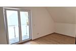 Dachgeschoßwohnung Trossingen - 3 Zimmer, 74 m&sup2;, 870&euro; | Angebot:25099192
