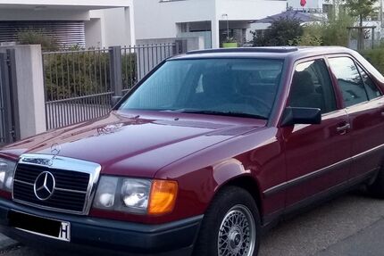 Mercedes-Benz 230 136.000 km 14.500 &euro; Villingen-Schwenningen 78050