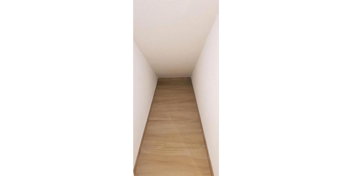Dachgeschoßwohnung Unterkirnach - 3 Zimmer, 62 m&sup2;, 140.000&euro; | Angebot:26649424