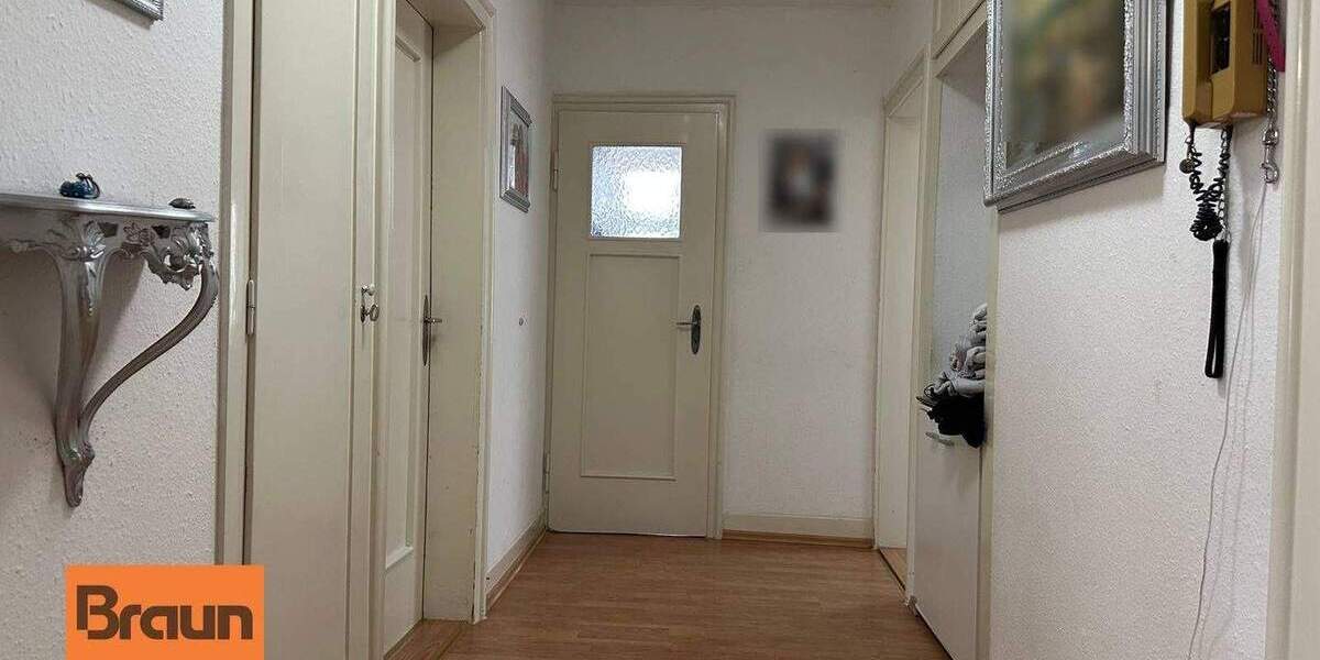 Mehrfamilienhaus, Wohnhaus Villingen-Schwenningen Schwenningen - 9 Zimmer, 214 m&sup2;, 420.000&euro; | Angebot:25862753