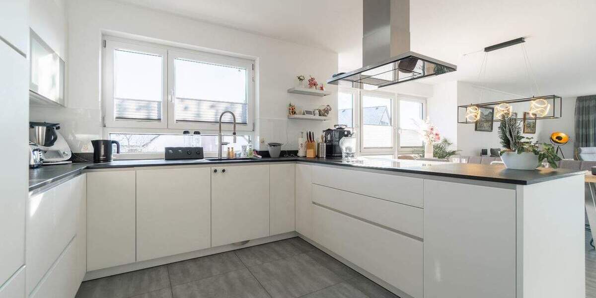 Etagenwohnung Villingen-Schwenningen Schwenningen - 5 Zimmer, 203 m&sup2;, 747.000&euro; | Angebot:25695899