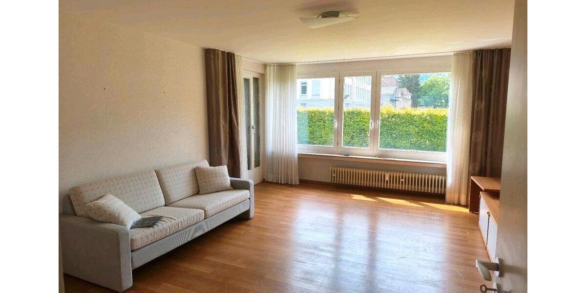 Hochparterre Oberndorf am Neckar - 3 Zimmer, 80 m&sup2;, 170.000&euro; | Angebot:26920778