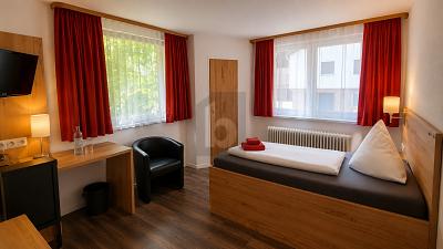 INVESTORENOBJEKT MIT VIEL POTENZIAL - Gewerbeobjekt Oberndorf am Neckar | Angebot:27226765