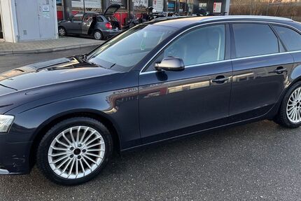 Audi A4 172.000 km 8.300 &euro; Villingen-Schwenningen 78056