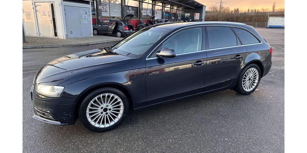Audi A4 172.000 km 8.300 &euro; Villingen-Schwenningen 78056