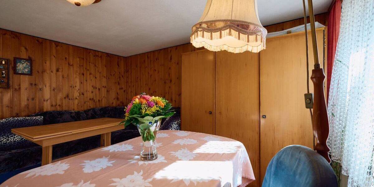 Einfamilienhaus Deißlingen - 5 Zimmer, 135 m&sup2;, 148.500&euro; | Angebot:26015843