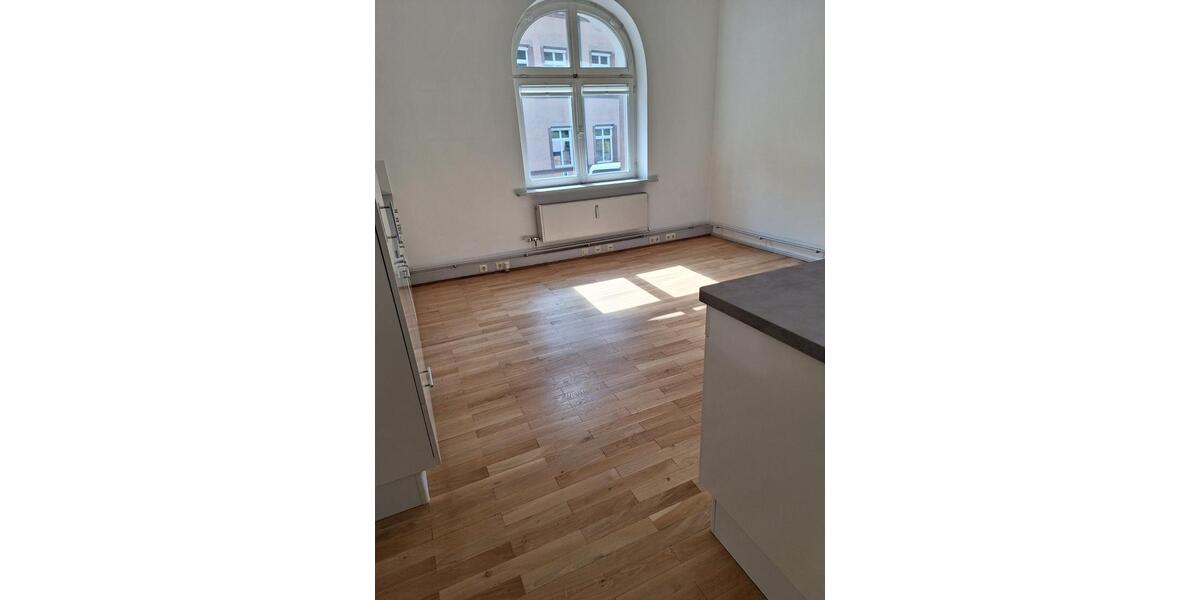 Etagenwohnung Schramberg - 5 Zimmer, 190 m&sup2;, 1.199&euro; | Angebot:25169012
