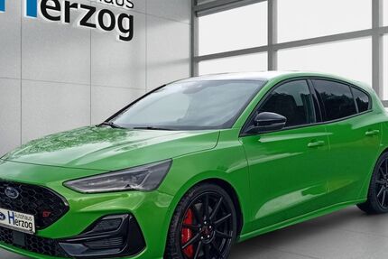 Ford Focus 11.700 km 33.990 &euro; Schramberg 78713