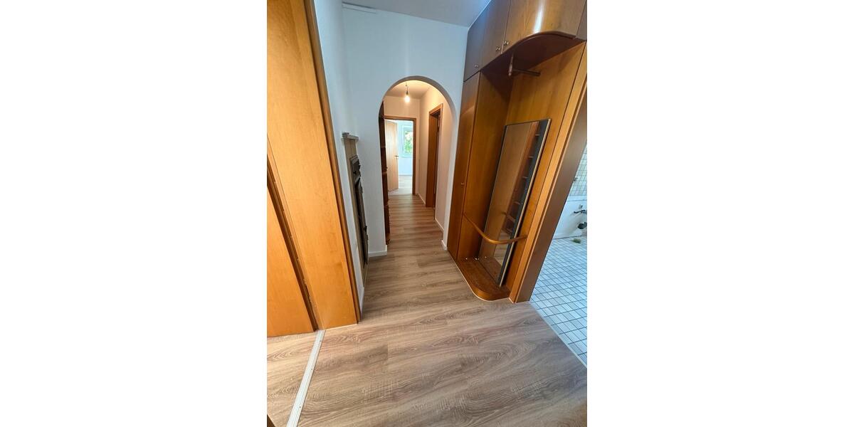 Etagenwohnung Tuttlingen - 3.5 Zimmer, 82 m&sup2;, 1.000&euro; | Angebot:25636804