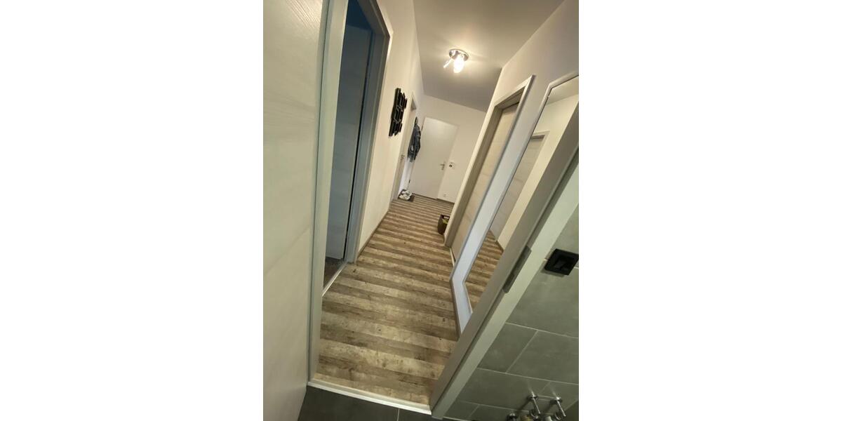 Etagenwohnung Villingen-Schwenningen Schwenningen - 4.5 Zimmer, 91 m&sup2;, 289.000&euro; | Angebot:25422595