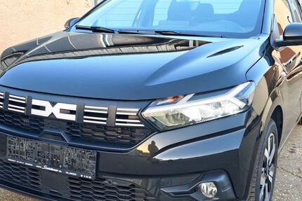 Dacia Logan 22.000 km 15.550 &euro; Villingen-Schwenningen 78052