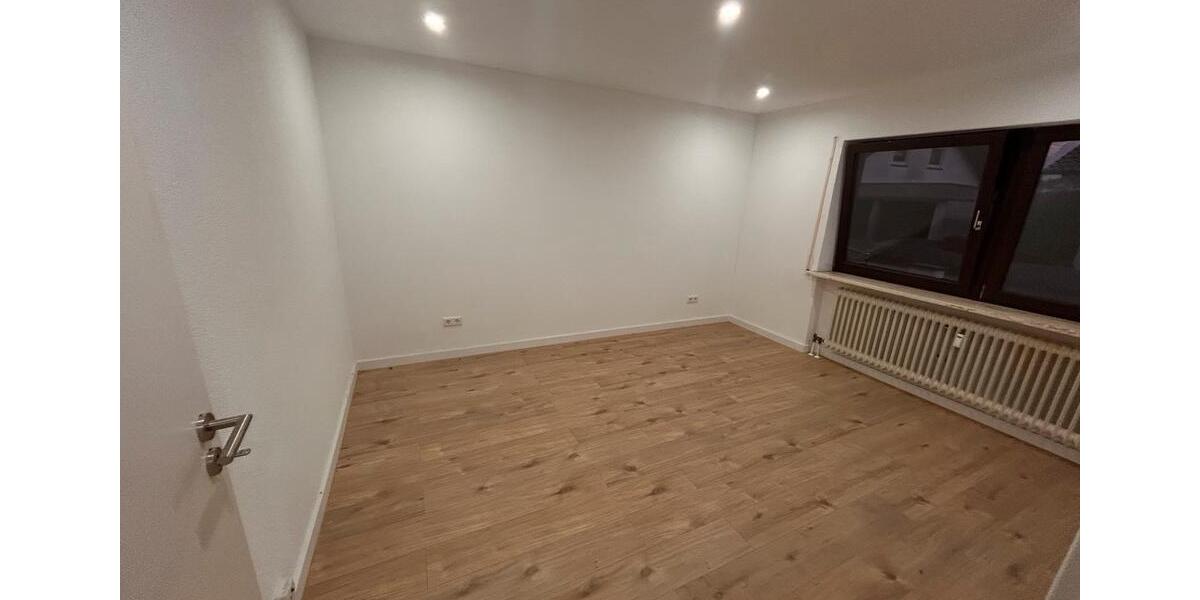 Erdgeschoßwohnung Wehingen - 2 Zimmer, 65 m&sup2;, 650&euro; | Angebot:25778008