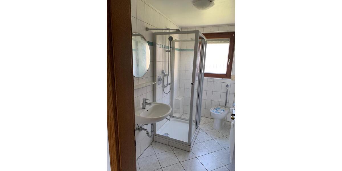 Doppelhaushälfte Villingen-Schwenningen Schwenningen - 8 Zimmer, 169 m&sup2;, 390.000&euro; | Angebot:26426887