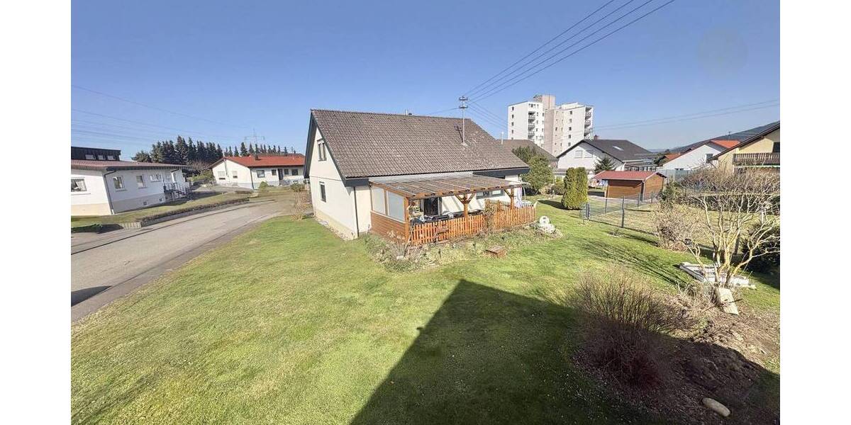 Einfamilienhaus Schömberg - 5 Zimmer, 110 m&sup2;, 379.000&euro; | Angebot:26037491