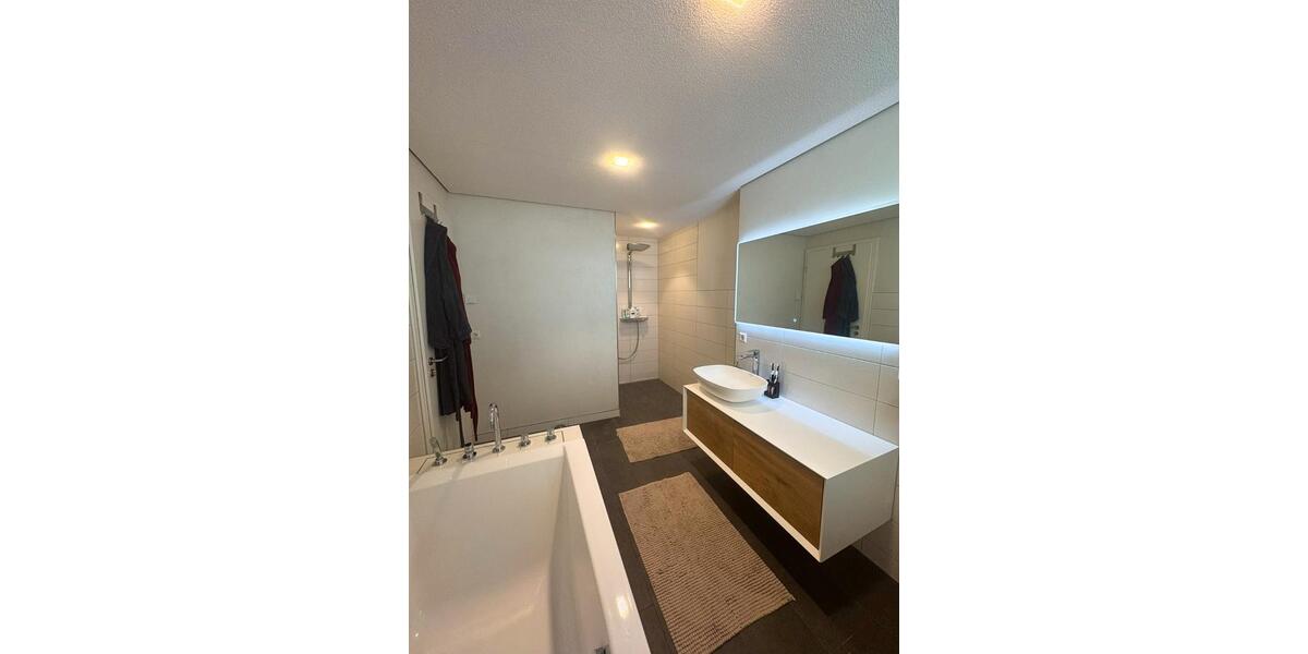 Etagenwohnung Tuttlingen - 4 Zimmer, 99 m&sup2;, 380.000&euro; | Angebot:25998854