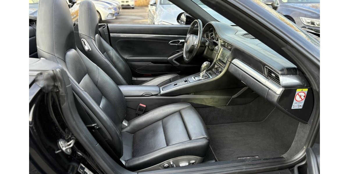 Porsche 991 911 Carrera 4S SPORTAGA/APPROVED/KAMERA/NAVI 152.242 km 77.900 &euro; Villingen-Schwenningen 78054