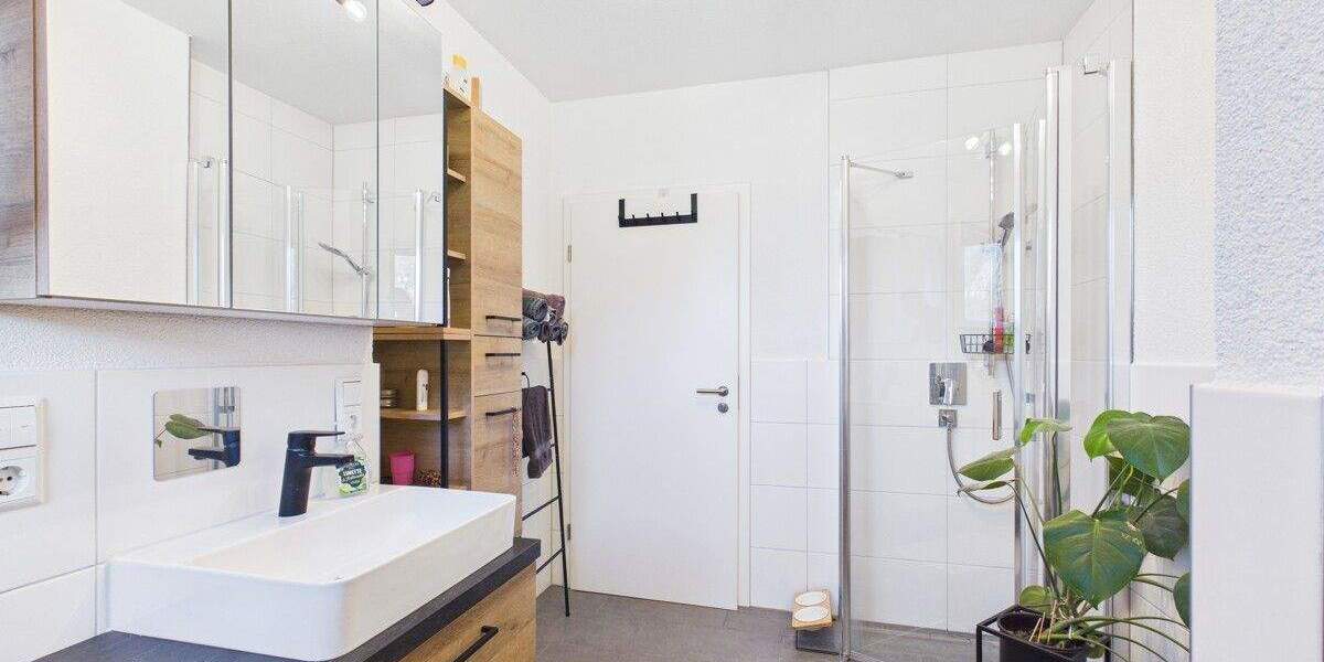 Etagenwohnung Frittlingen - 3 Zimmer, 87 m&sup2;, 349.000&euro; | Angebot:25683367