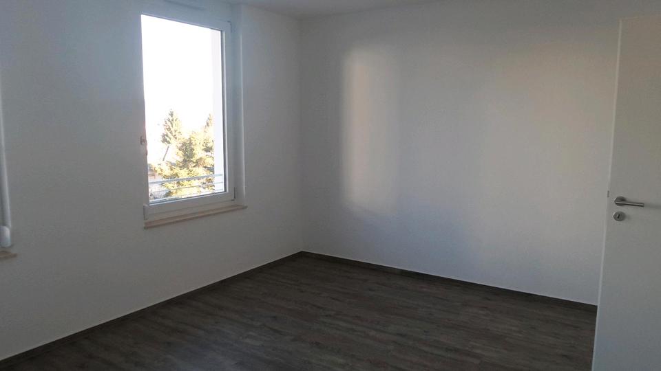 Reihenhaus Tuttlingen - 5.5 Zimmer, 136 m&sup2;, 479.000&euro; | Angebot:25972198