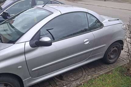 Peugeot 206 195.300 km 1.400 &euro; Trossingen 78647