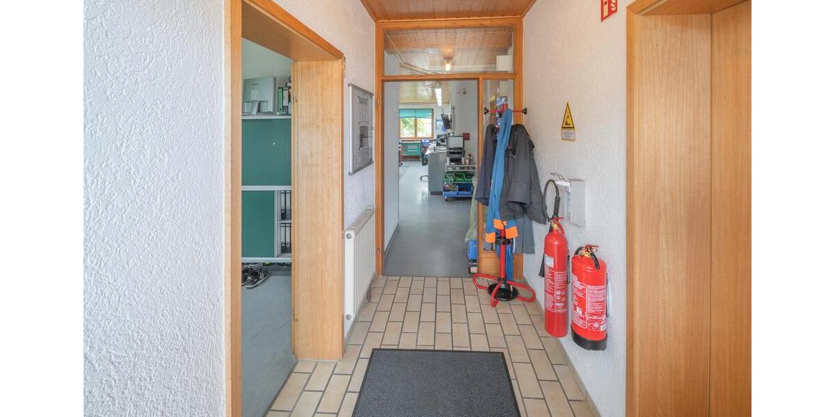 Gewerbeobjekt Villingen-Schwenningen Schwenningen - 3.934&euro; | Angebot:22404841