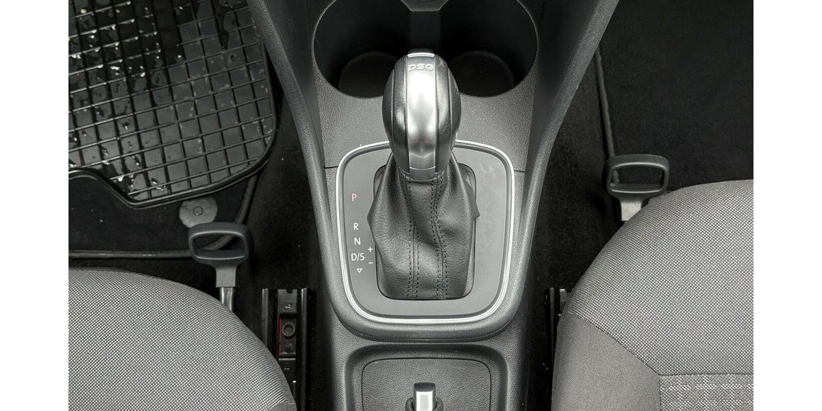 VW Polo 1.2 TSI COMFORTLINE BMT/START-STOPP/TEMPO. 46.812 km 11.900 &euro; Villingen-Schwenningen 78054