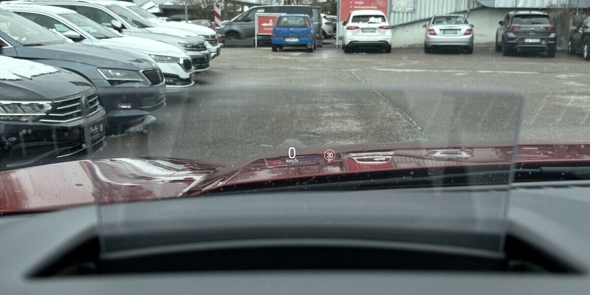 Ford Kuga Plug-In Hybrid ST-Line HEADUP/NAVI/KAMERA 29.500 km 20.900 &euro; Villingen-Schwenningen 78054