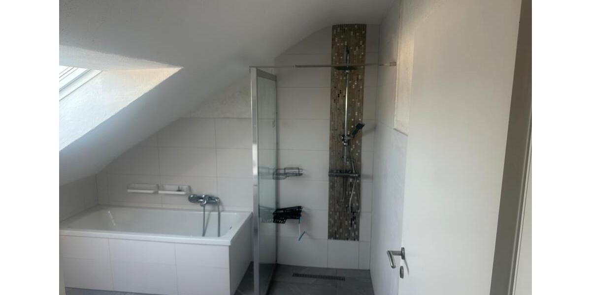 Dachgeschoßwohnung Dauchingen - 3.5 Zimmer, 85 m&sup2;, 800&euro; | Angebot:25841307