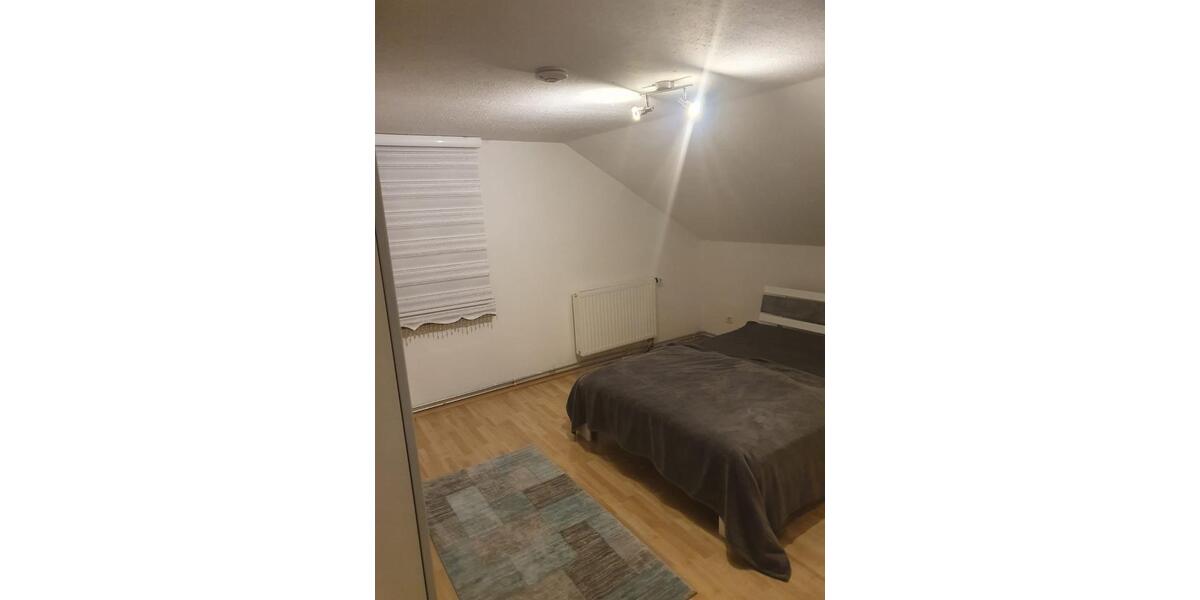Dachgeschoßwohnung Donaueschingen - 4 Zimmer, 69 m&sup2;, 150.000&euro; | Angebot:25589393