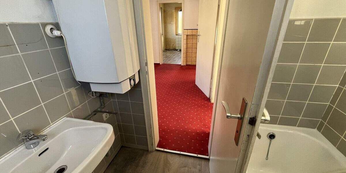 Einfamilienhaus Tuttlingen - 1 Zimmer, 193 m&sup2;, 339.000&euro; | Angebot:25897701