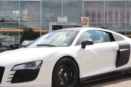 Audi R8 4.2 FSI QUATTRO/BANG & OLUFSEN/MMI NAVI/PDC 96.807 km 54.900 &euro; Villingen-Schwenningen 78054
