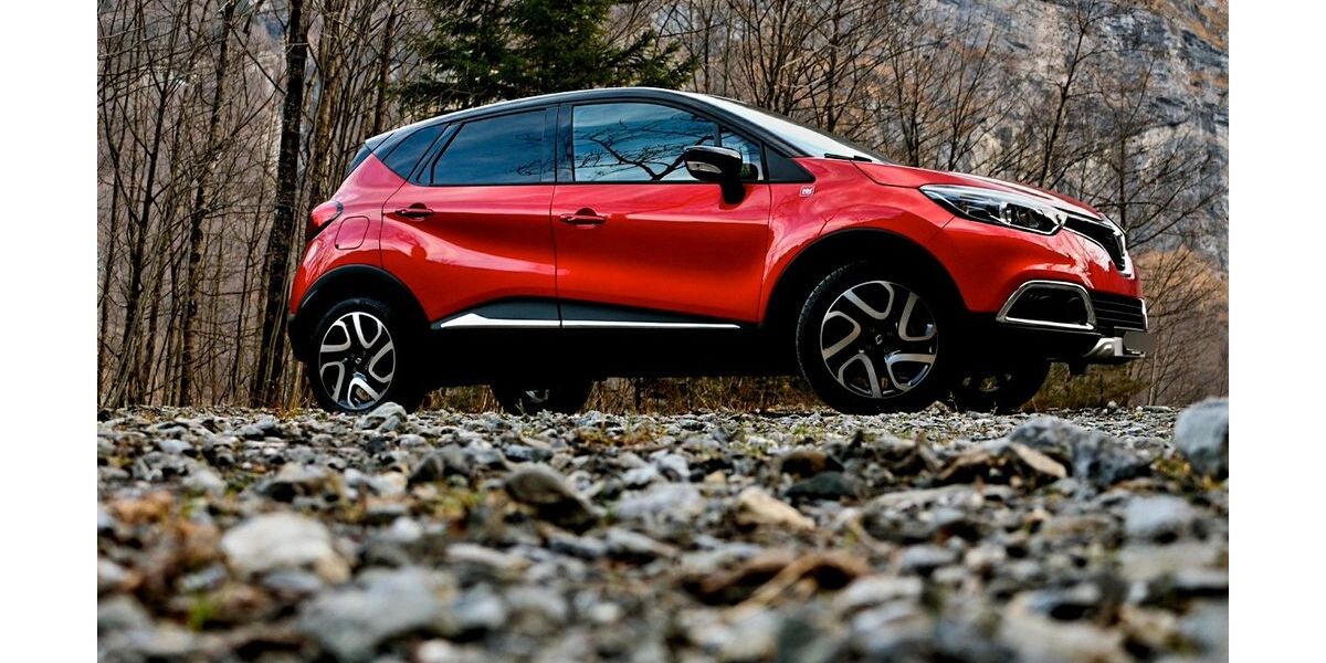 Renault Captur 78.000 km 8.998 &euro; Villingen-Schweninngen 78048