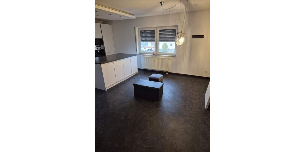 Etagenwohnung Wellendingen - 3 Zimmer, 90 m&sup2;, 950&euro; | Angebot:25678973