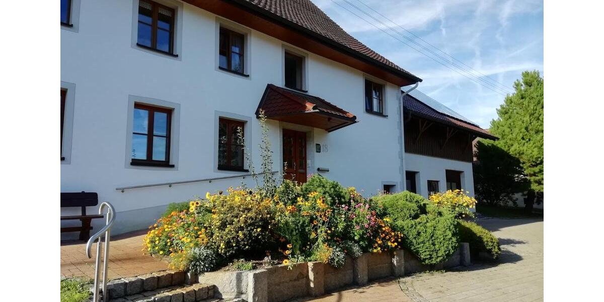Bauernhaus, Landhaus Wutach - 8 Zimmer, 300 m&sup2;, 545.000&euro; | Angebot:22627426