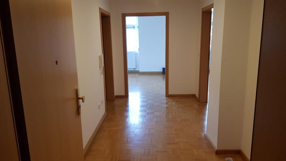 Etagenwohnung Rottweil - 2 Zimmer, 66 m&sup2;, 760&euro; | Angebot:25626256