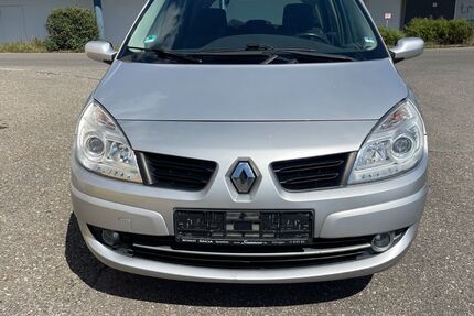 Renault Scenic 130.000 km 3.650 &euro; Trossingen 78647