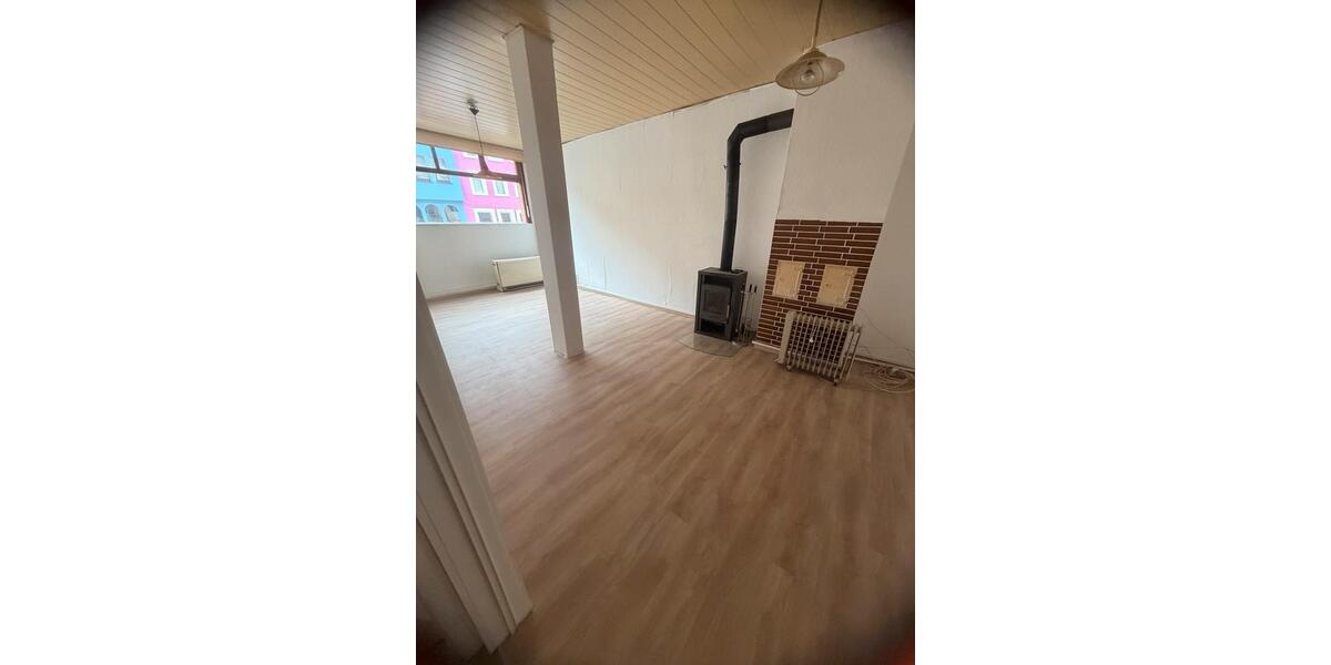 Erdgeschoßwohnung Oberndorf am Neckar - 3 Zimmer, 70 m&sup2;, 700&euro; | Angebot:25289311