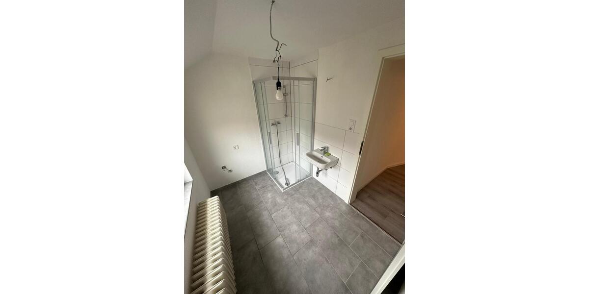 Etagenwohnung Tuttlingen - 5 Zimmer, 100 m&sup2;, 1.200&euro; | Angebot:25150366