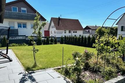 Haus Oberndorf am Neckar - 5 Zimmer, 200 m&sup2;, 1.900&euro; | Angebot:25420854