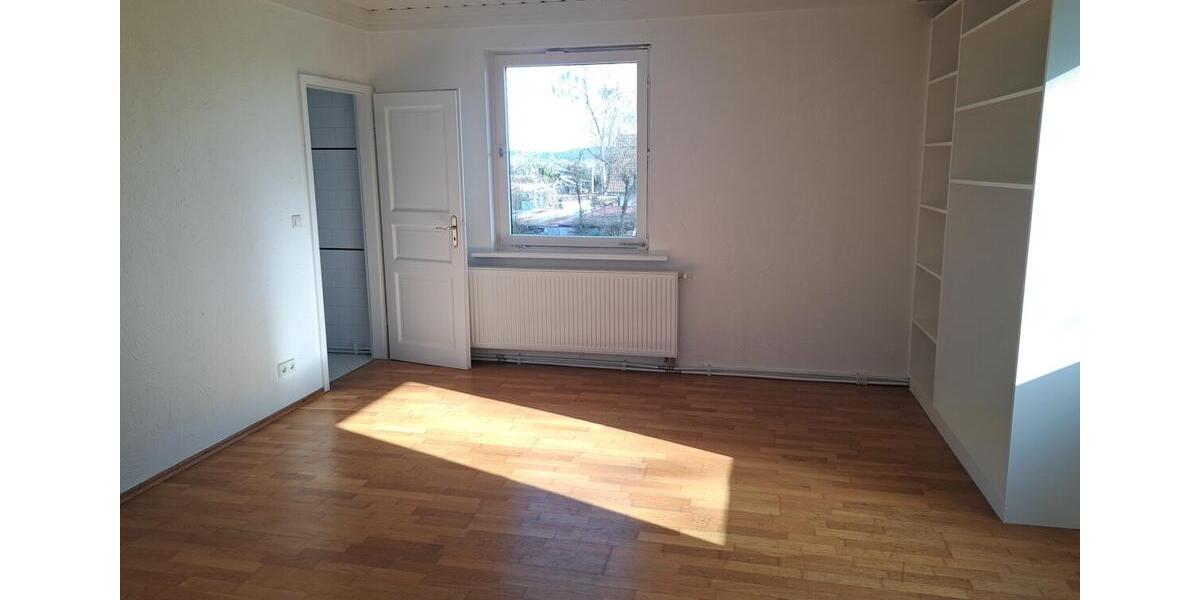 Etagenwohnung Villingen-Schwenningen Schwenningen - 4 Zimmer, 104 m&sup2;, 550&euro; | Angebot:25427417