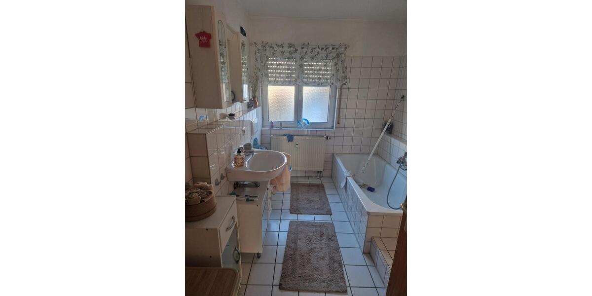 Erdgeschoßwohnung Trossingen - 3 Zimmer, 85 m&sup2;, 250.000&euro; | Angebot:26785738