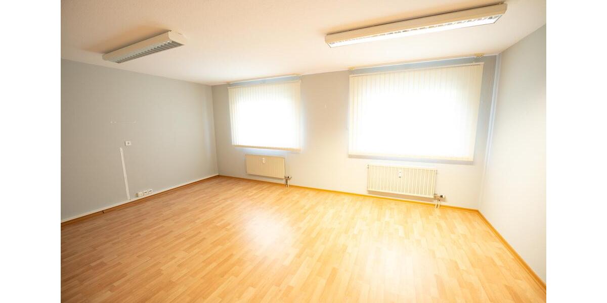 Gewerbeobjekt Tuttlingen - 1.200&euro; | Angebot:25865497