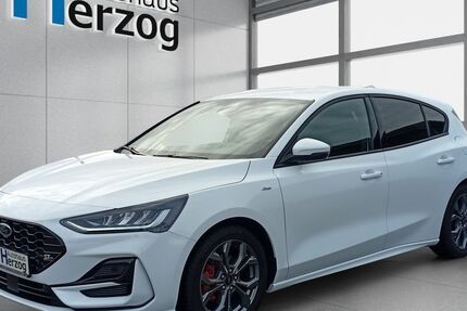 Ford Focus 12.300 km 23.990 &euro; Schramberg 78713