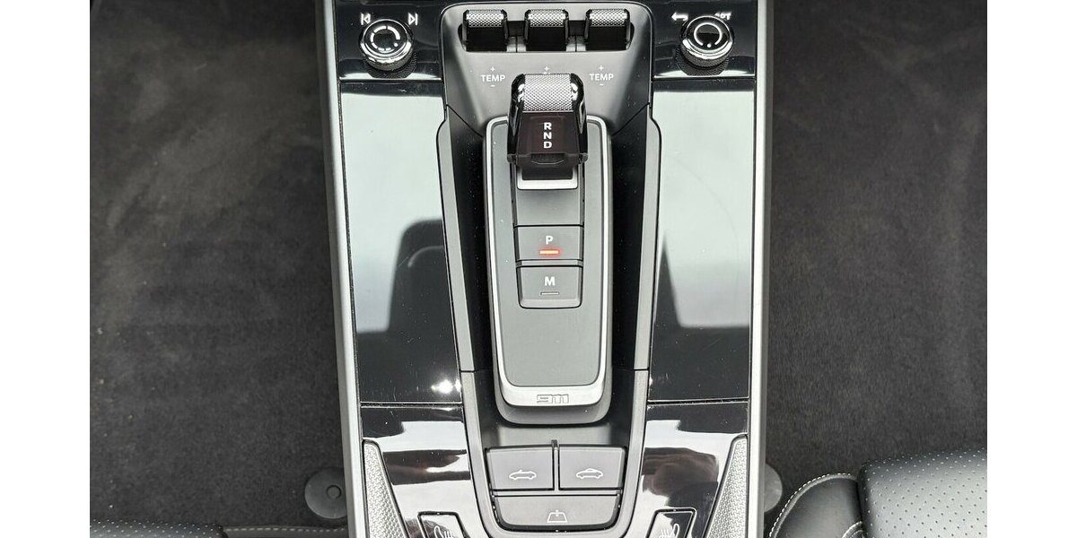 Porsche 992 911 CARRERA4/BOSE/LEDER/CHRONO/KAMERA/MEMORY 21.266 km 117.900 &euro; Villingen-Schwenningen 78054