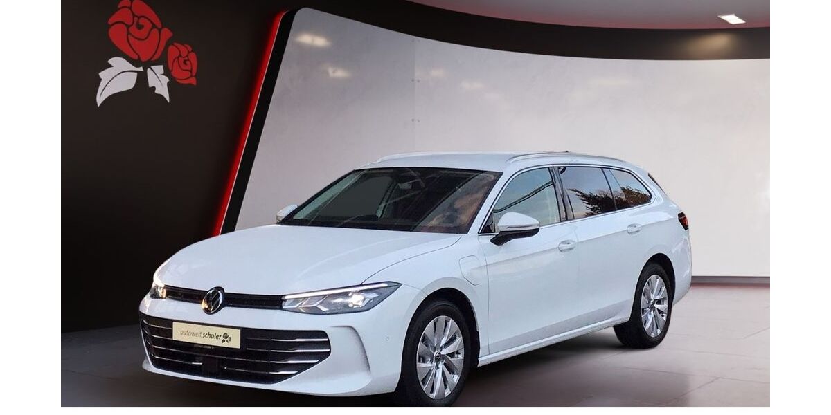 VW Passat Variant 25.000 km 33.949 &euro; Villingen-Schwenningen 78052