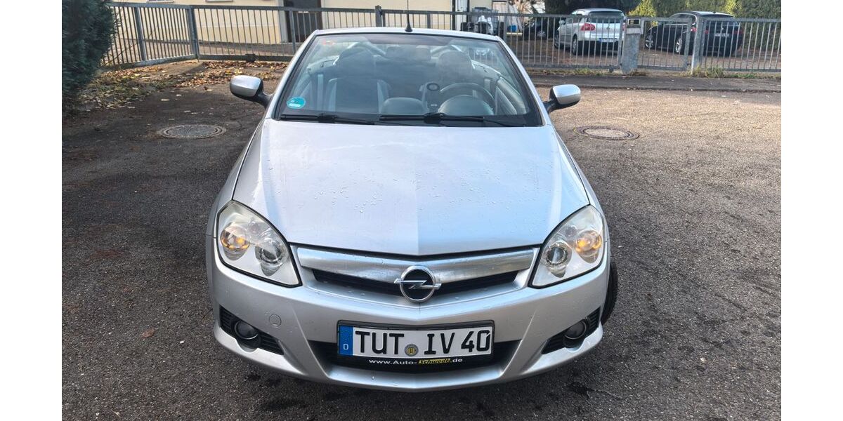 Opel Tigra 125.000 km 1.500 &euro; Tuttlingen 78532