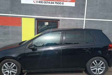 VW Golf 118.000 km 3.900 &euro; Villingen-Schwenningen 78054